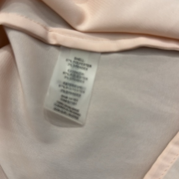 NWT Calvin Klein petal sleeve suit separate shirt in a soft shell pink.Size XL - Picture 5 of 8
